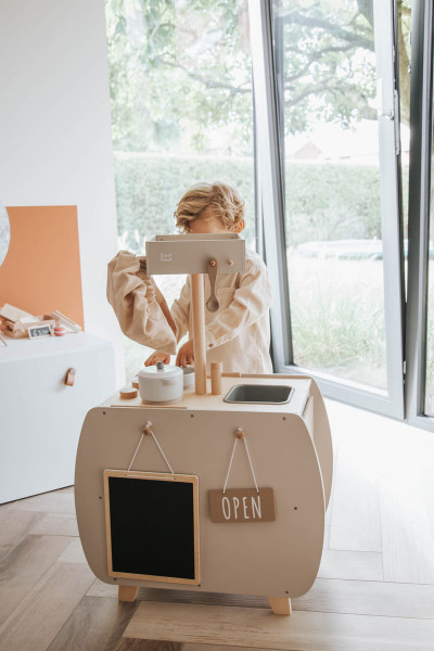 Bistro Kinderküche nougat label label, Geschenk zum 3. Geburtstag, personalisierbar